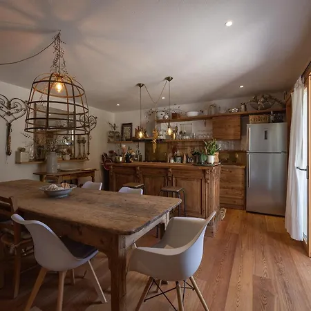 Casa Tri - Wellness Chalet Domek alpejski *